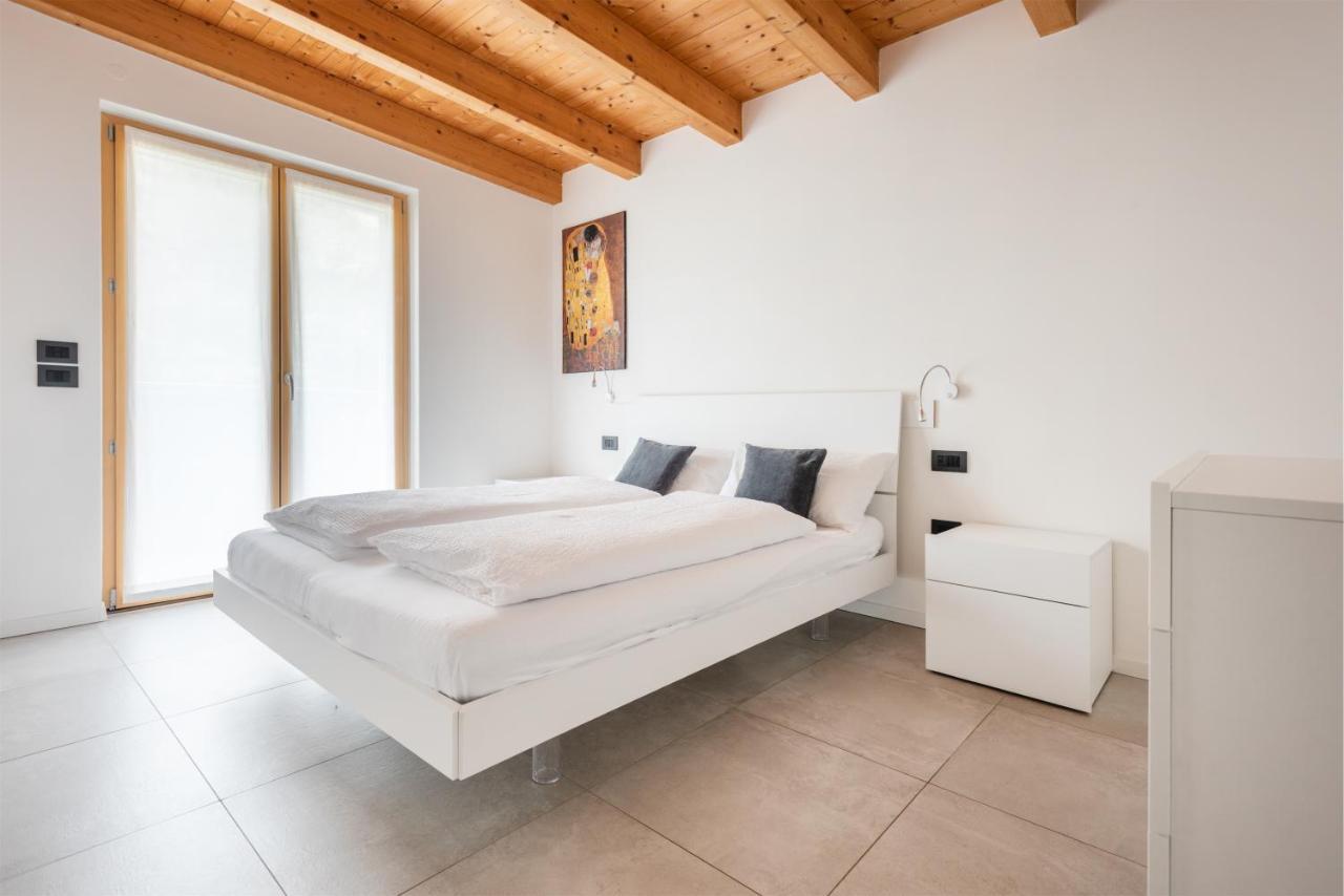 Casa Flavia, Mountains & River Arco Buitenkant foto