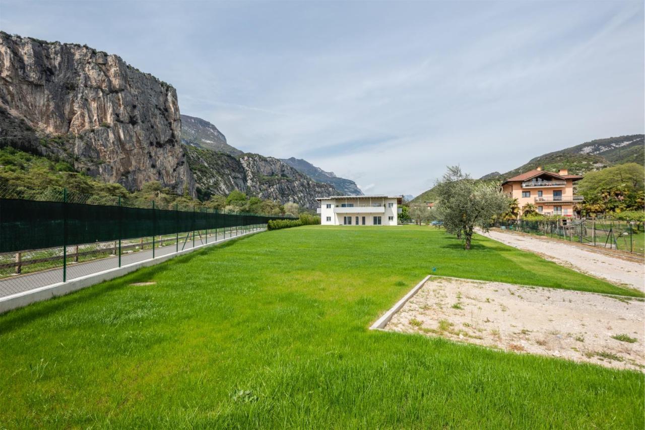 Casa Flavia, Mountains & River Arco Buitenkant foto